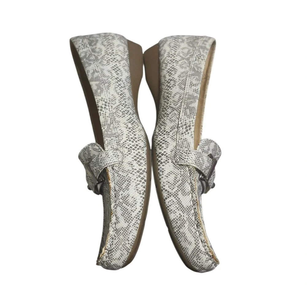 Naturalizer Gisella Snake Print Loafers Grey White N5‎ Comfort Shoes Buckle 9